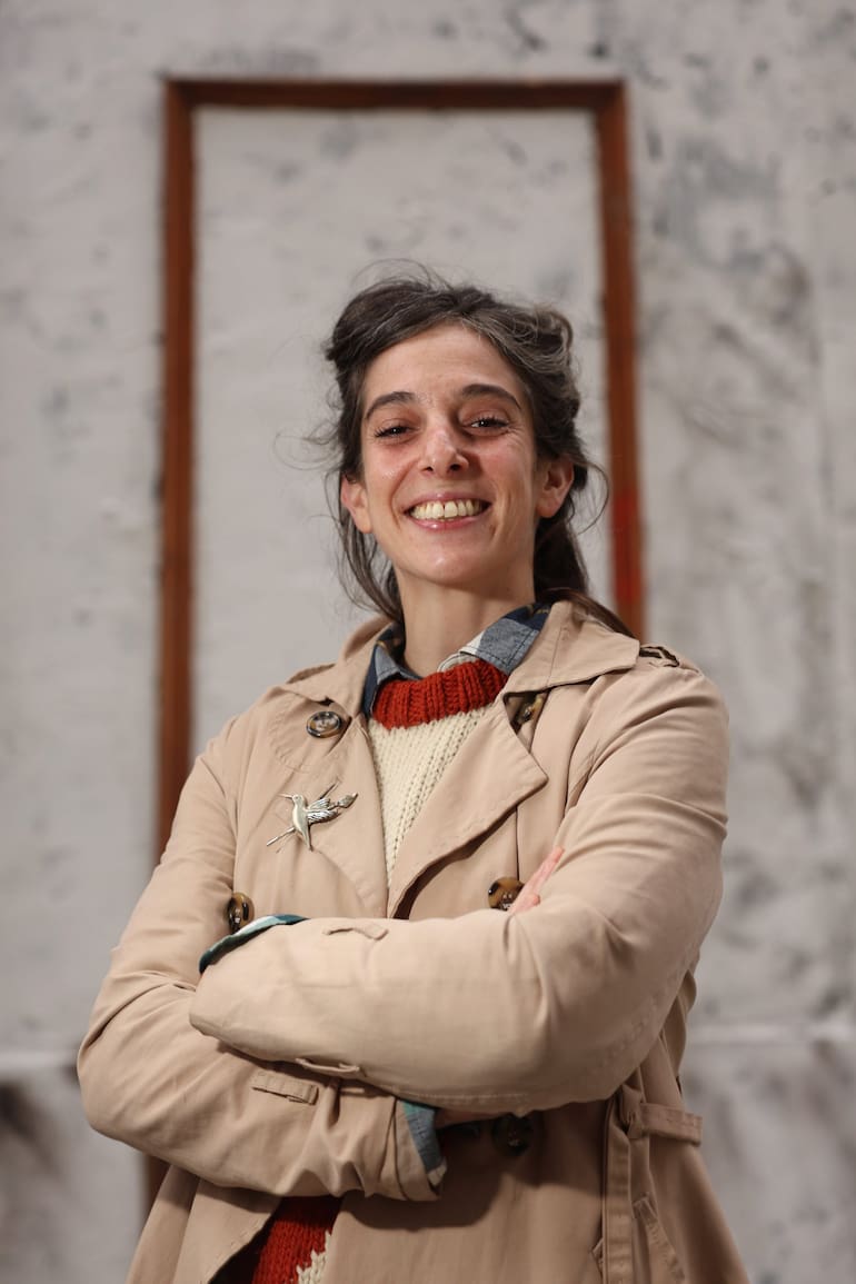 Talentosa, carismática y multifacética alterna su rol de actriz con el de cantante de cumbia y tango
