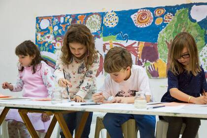 Taller de arte para niños en la Asociación de Amigos del MNBA