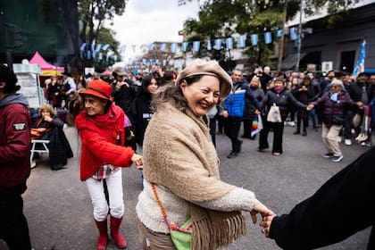 Talleres de baile atraen a vecinos y turistas
