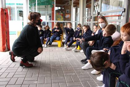 Talleres para los más chicos durante el service day en el Northlands
