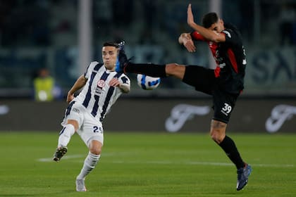 Talleres y Colón igualaron 1 a 1 en el partido de ida