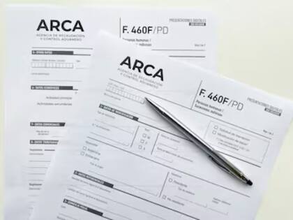 También el proyecto propone un régimen simplificado de Ganancias, que aplicará para personas humanas y sucesiones indivisas con ingresos menores a $1000 millones y un patrimonio debajo de los $10.000 millones.