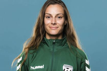 También es capitana del seleccionado afgano.