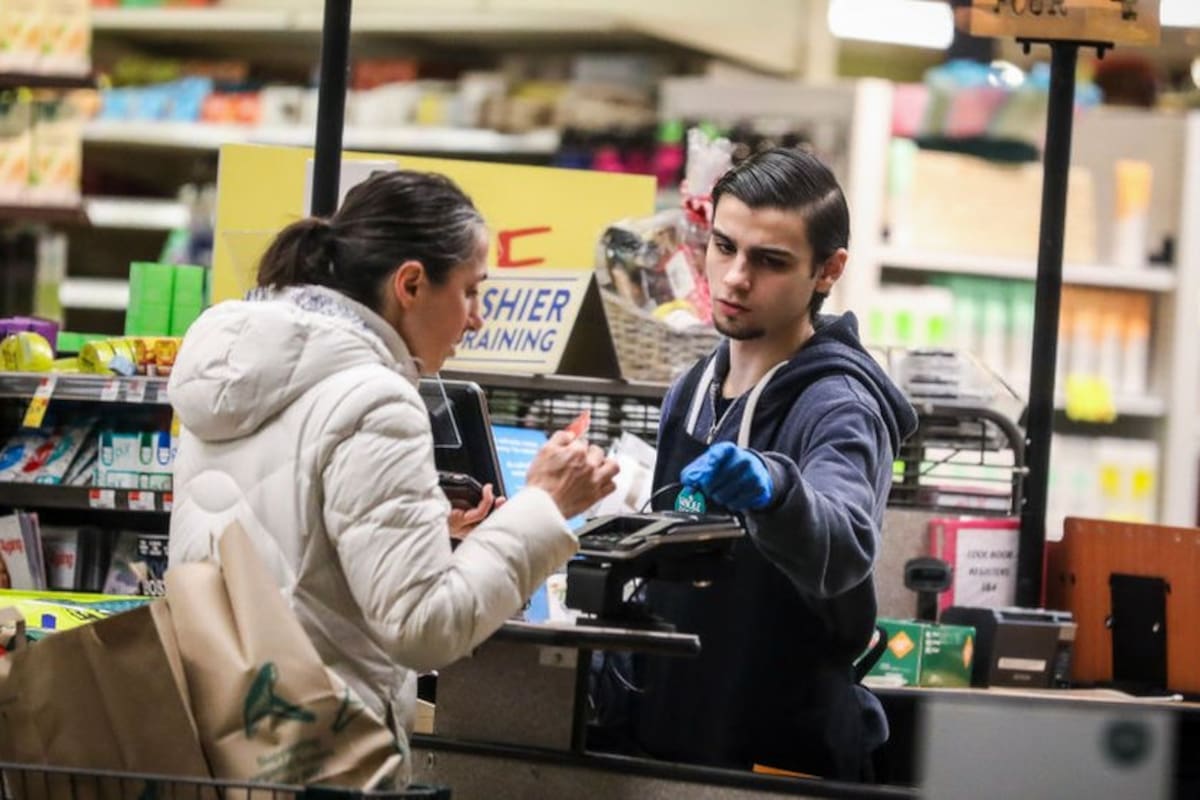 También ha habido críticas sobre la cadena de supermercados Whole Foods, propiedad de Amazon.