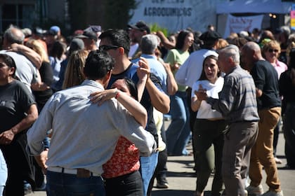 También habrá una peña folclórica abierta organizada por La Pastora