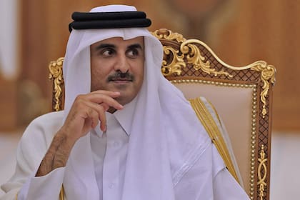 La poderosa dinastía que rige los destinos de Qatar y se compró el Mundial más caro de la historia