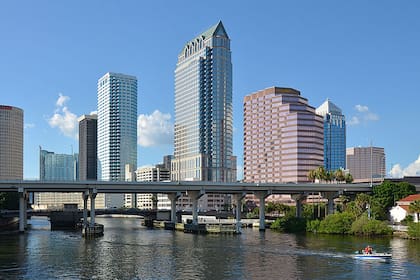 Tampa es una de las ciudades de Florida mejor posicionadas en calidad de vida para quienes se retiran y una de las más buscadas a nivel nacional por los compradores de propiedades