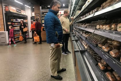 Tampoco hay carros ni cestos de la compra: cada comprador elige lo que quiere sin tener que pasar por caja