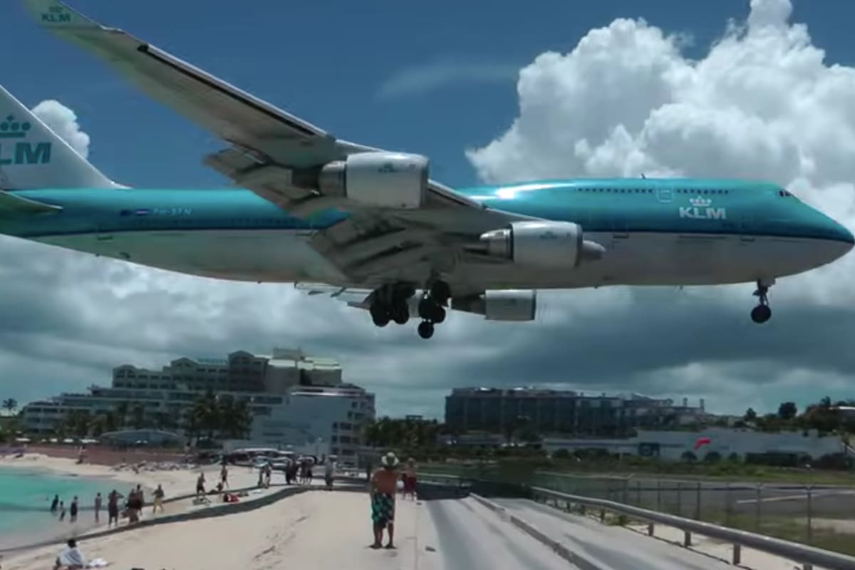 Tan espectacular como atemorizante, el Aeropuerto de San Martín está en la lista de los más alarmantes del mundo