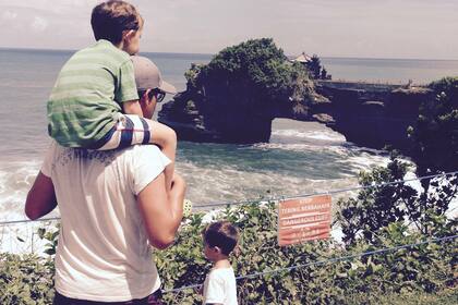 Tanah Lot, Bali, Indonesia