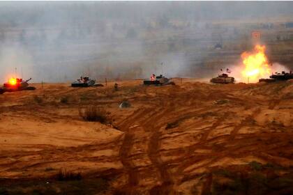Tanques de la OTAN durante ejercicios militares en Letonia