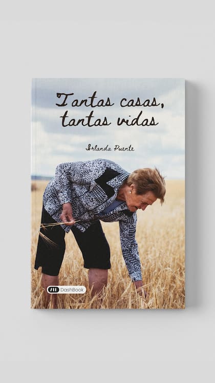 Tantas casas, tantas vidas está organizado en 17 capítulos, uno por cada hogar que marcó la historia de Elvira