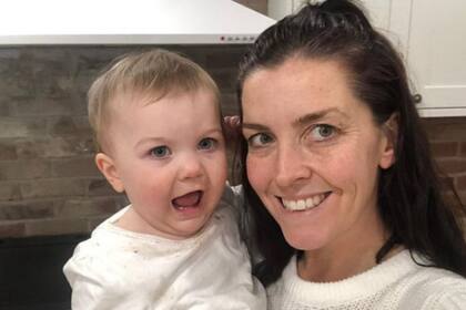 Tanto dentro como fuera del hogar, el confinamiento y el distanciamiento social generaron obstáculos en la primera infancia. Madres y docentes explican cómo atravesaron las restricciones con niños de corta edad