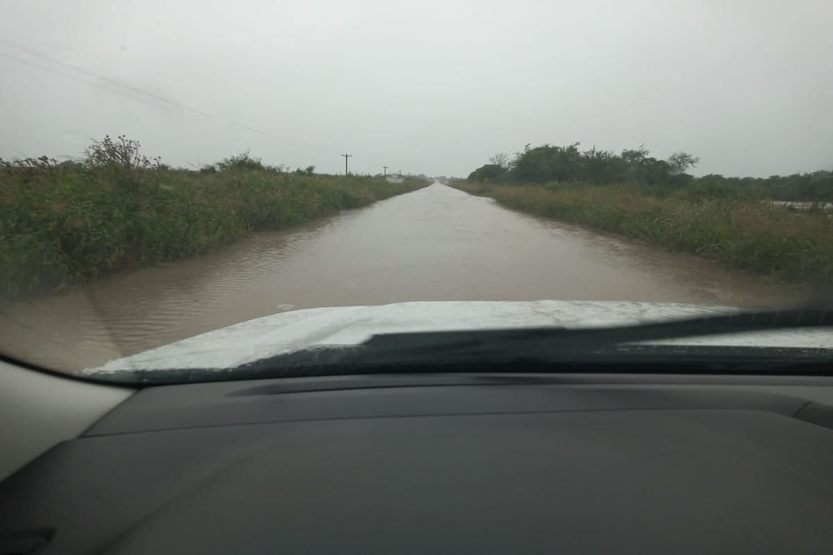Tantos años de erosión y falta de mantenimiento genera que, en los días de lluvia, la Ruta 31 "se convierta prácticamente en un río"