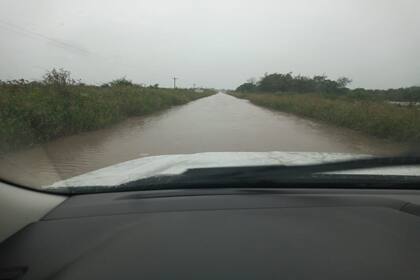 Tantos años de erosión y falta de mantenimiento genera que, en los días de lluvia, la Ruta 31 "se convierta prácticamente en un río"