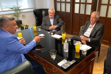 Tapia recibió a Ameal y a Donofrio en su despacho