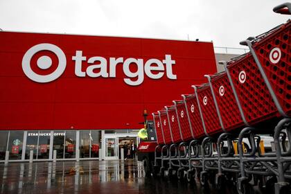 Target abre todos sus locales en Memorial Day