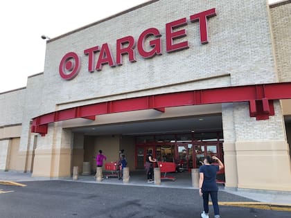 Target abrirá sus puertas a partir de las 6 hs en el día 29 de noviembre por el Black Friday