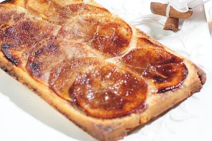 Tarta rápida de manzanas caramelizadas