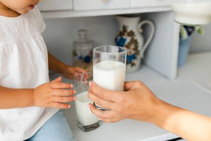 Tartaglione remarcó que la leche no neutraliza al cloro
