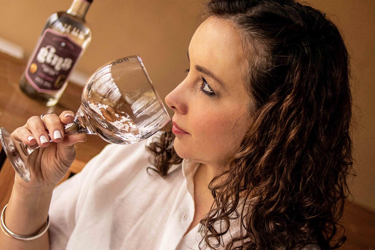 Taté Moretti es licenciada en finanzas y fundadora de Patagonian Distillery
