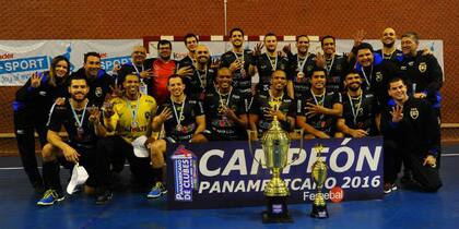 Taubaté en el festejo de su cuarto título panamericano