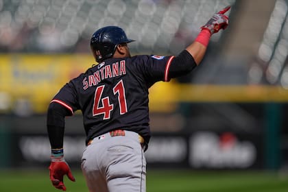 Tauchman logra el hit de la victoria en el 11° y Medias Blancas dividen doble tanda con Guardianes