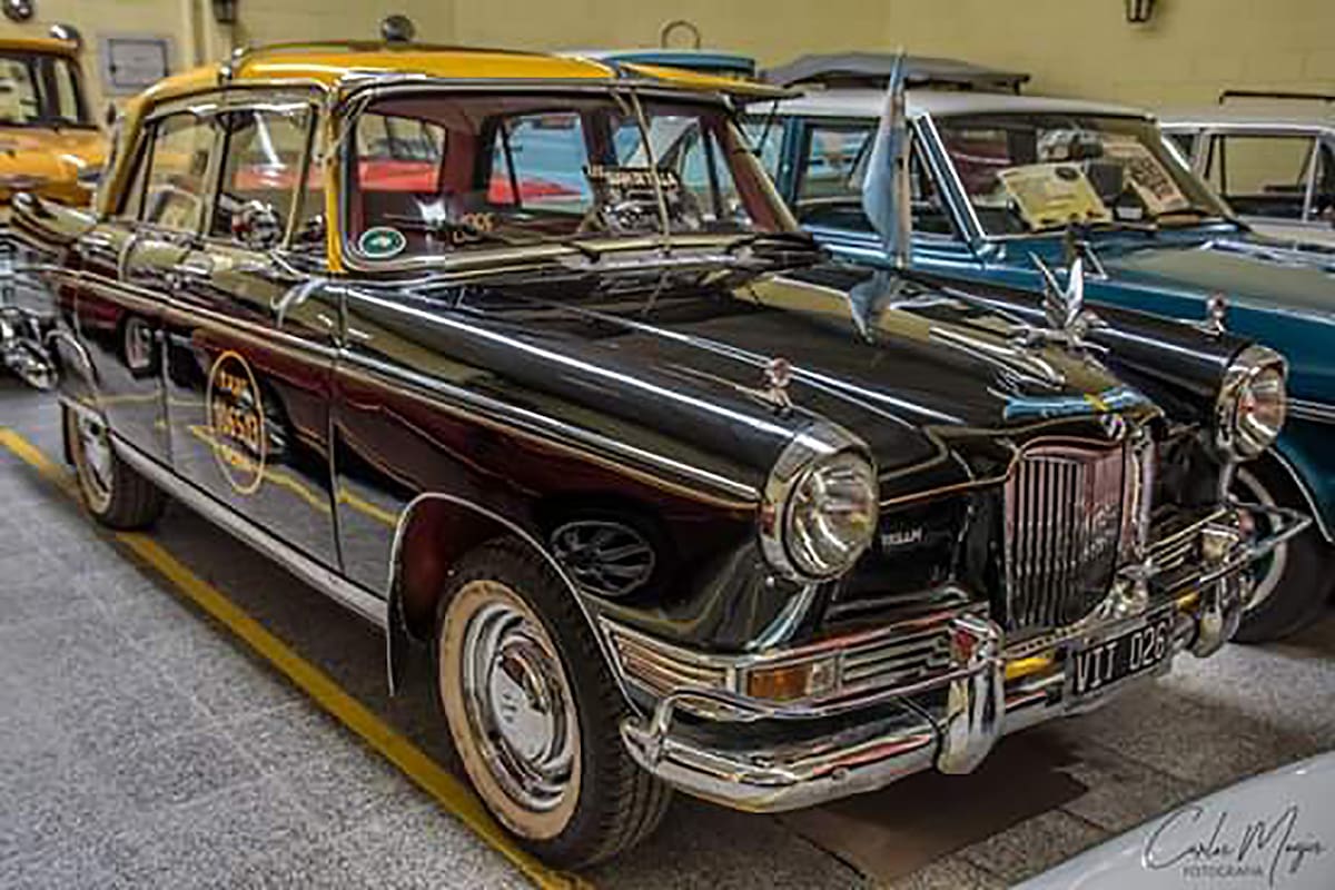 Taxi de Rolando Roivas