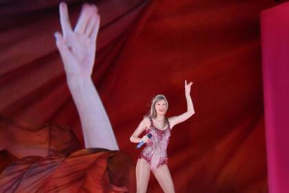 Taylor Swift, en su primera actuación en Buenos Aires, sorprendida por el amor de su público