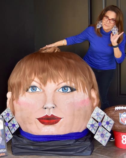 Taylor Swift inspiró esta obra de arte hecha con una calabaza