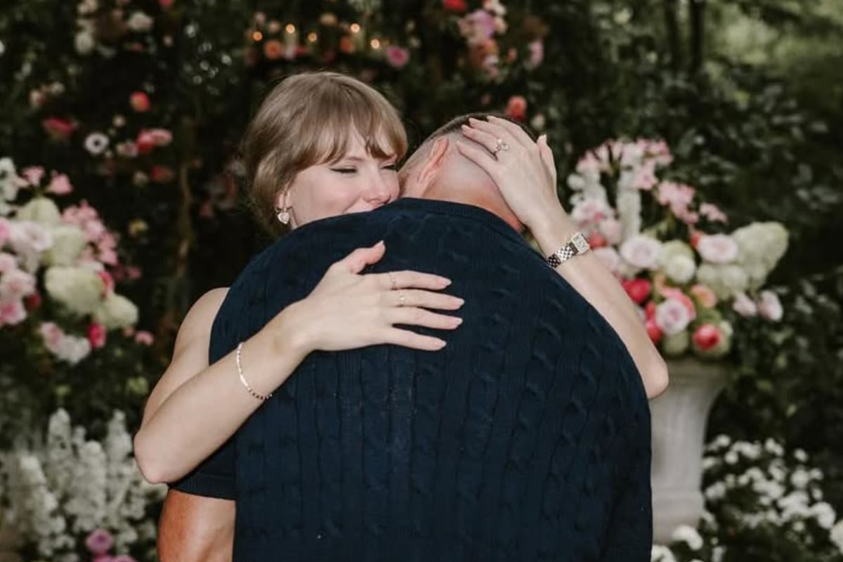 Taylor Swift lució su anillo de compromiso tras la propuesta de Travis Kelce (Foto: Instagram/@taylorswift)
