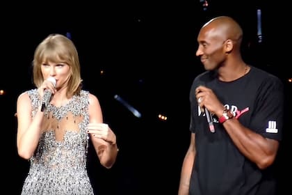 Taylor Swift, una de las figuras que homenajeó a Kobe tras la noticia de su muerte
