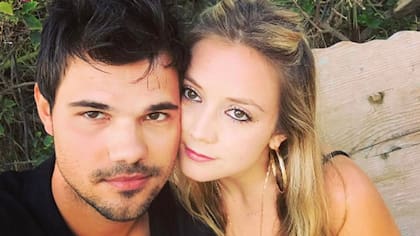 Taylor y Billie, enamorados