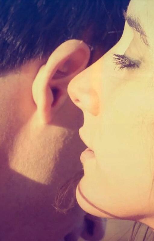 "Te amo".