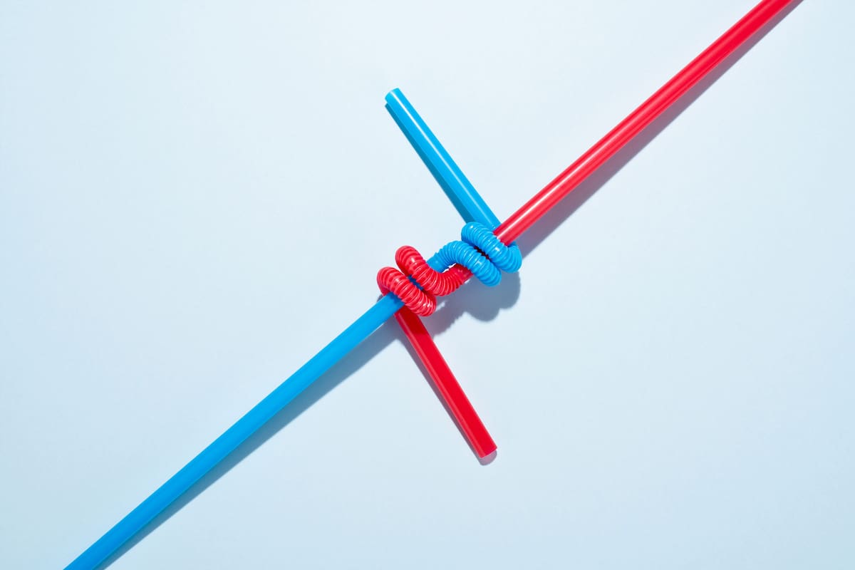 ¿Te querés asociar con una amiga? Esto es lo que deberías tener en cuenta.