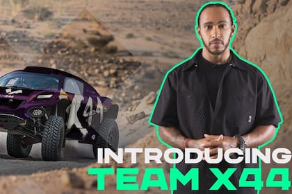 X44 Team es el equipo que Lewis Hamilton tendrá en Extreme E, una nueva categoría de autos eléctricos, que se propone competir en lugar impactantes que están bajo riesgo de gran daño ambiental.