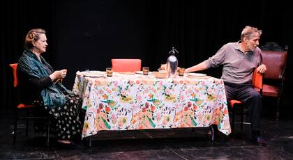 Teatro. Clase 63, de Patricia Suárez, con Roxana Randón y Guillermo Flores