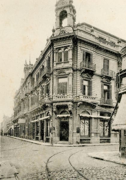 Teatro Odeón. Toda una vida en Esmeralda y Corrientes.