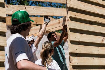 Techo ha tenido más de 150.000 voluntarios