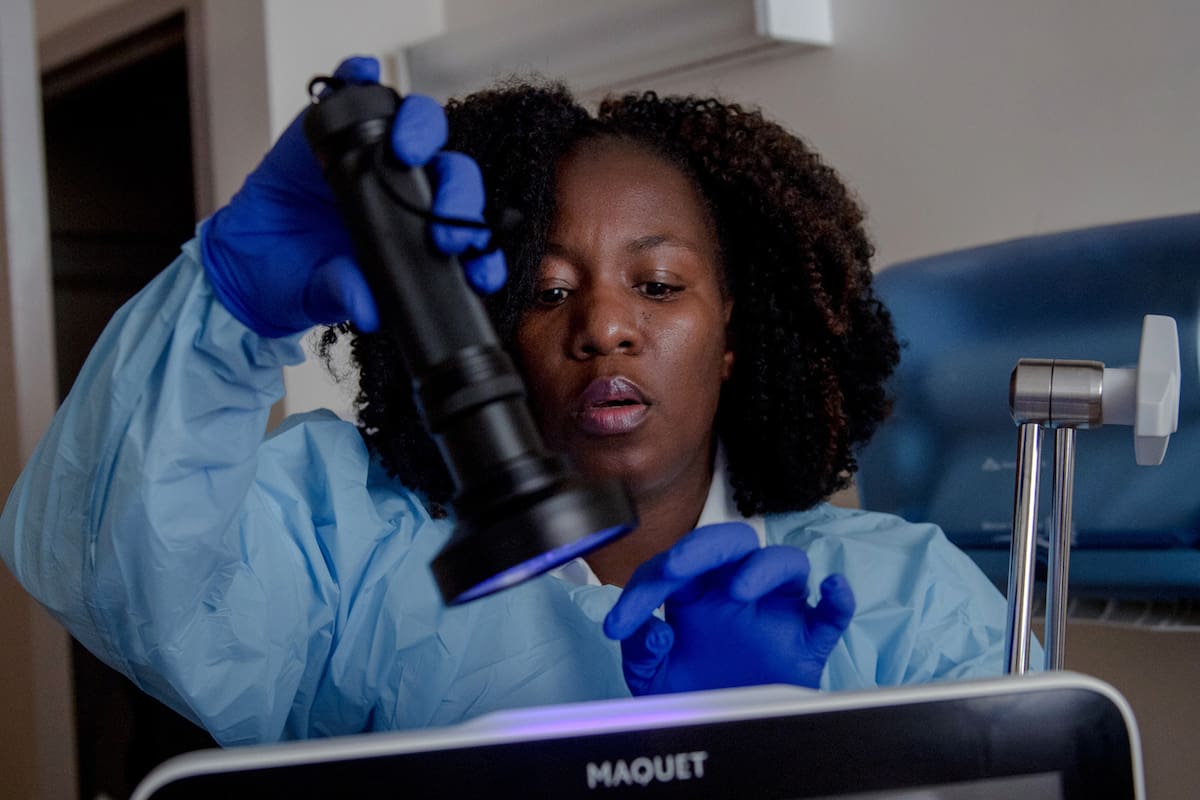 Técnicas de limpieza profunda en el Hospital Mount Sinai, de Nueva York