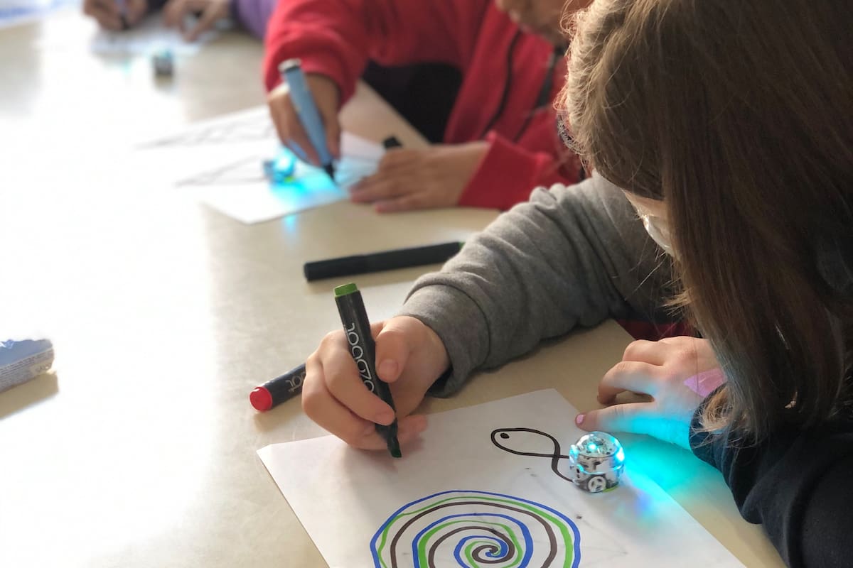 TecnoKids ofrece colonias de verano con orientación en tecnología para chicos de hasta 13 años