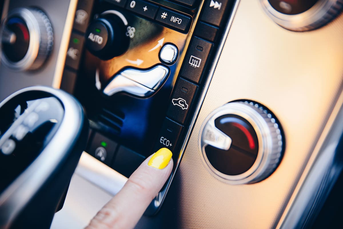 Tecnología. Muchos modelos actuales cuentan con función o modo Eco para programar el motor y ahorrar combustible