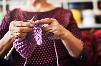 Tejer reduce el nivel de estrés y ansiedad