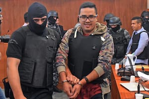 Télam 20/08/2021 Rosario; Siete integrantes de la narcobanda "Los Monos", entre ellos su líder, Ariel "Guille" Cantero, comenzarán a ser juzgados hoy por una decena de atentados contra domicilios de jueces e instituciones judiciales cometidos entre mayo y agosto de 2018 en Rosario. Foto: Archivo/Télam del 21/11/2017 Sebastrián Granata