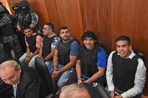 Télam 20/08/2021 Rosario; Siete integrantes de la narcobanda "Los Monos", entre ellos su líder, Ariel "Guille" Cantero, comenzarán a ser juzgados hoy por una decena de atentados contra domicilios de jueces e instituciones judiciales cometidos entre mayo y agosto de 2018 en Rosario. Foto: Archivo/Télam del 21/11/2017 Sebastrián Granata