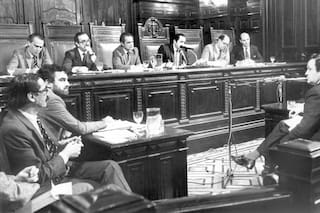 Carlos Nino: el jurista que concibió enjuiciar a los militares del Proceso