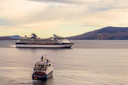 Telam, Ushuaia, 01 de julio de 2021: El gobierno de Tierra del Fuego le pidió a la Nación que autorice la llegada de cruceros turísticos internacionales al puerto de la ciudad de Ushuaia, durante la próxima temporada de verano, según informaron fuentes oficiales de la provincia.
Foto: Prensa/amb/Telam