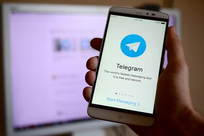 Telegram sumó nuevas funciones en la aplicación de mensajería instantánea, como la ampliación del borrado automático de mensajes y la remoción de límites de integrantes en un grupo de chat