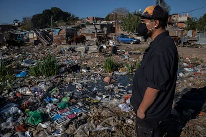 Temor entre los vecinos de Villa Itatí por el brote en la aledaña Villa Azul