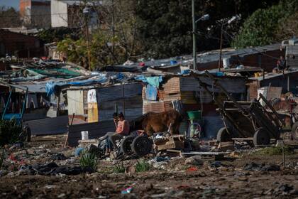 En la Argentina, uno de cada tres hogares tiene condiciones vulnerables o hacinamiento